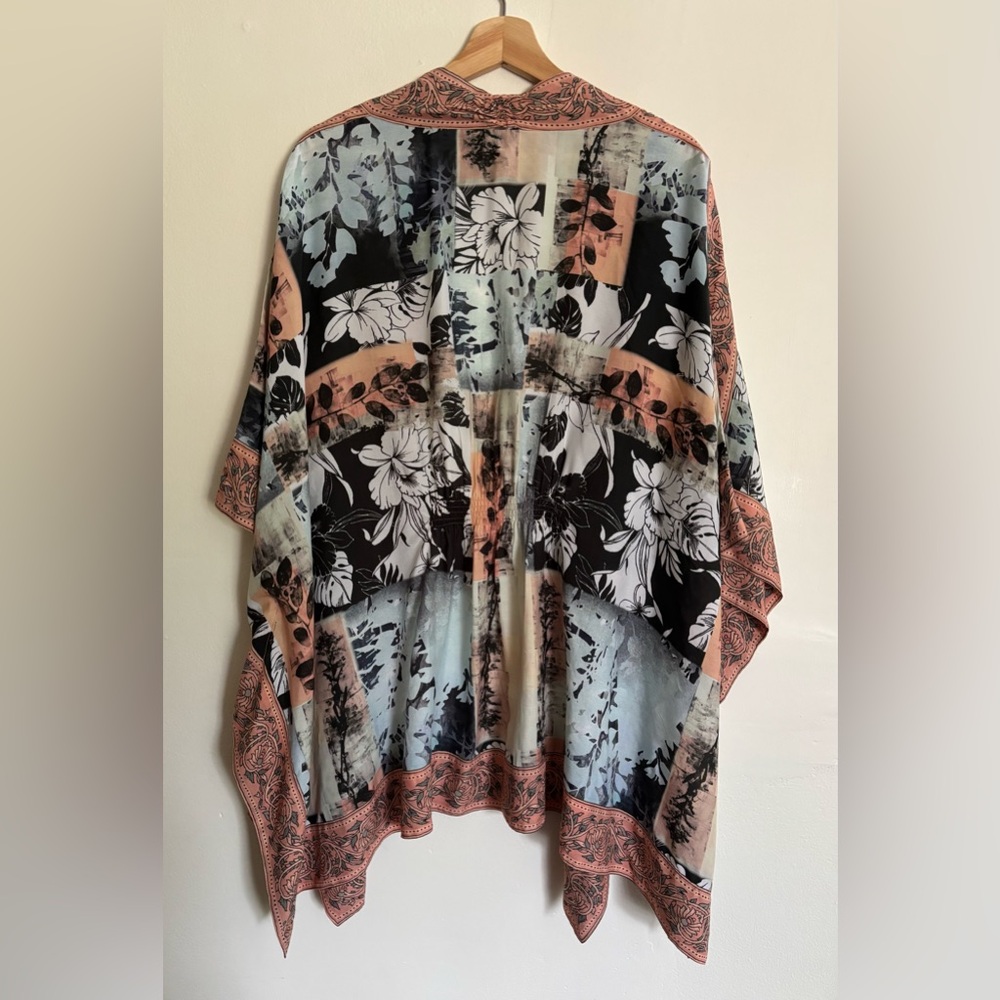 Tolani Boho Floral Open Front Kimono Top Size 2X - Picture 3 of 12
